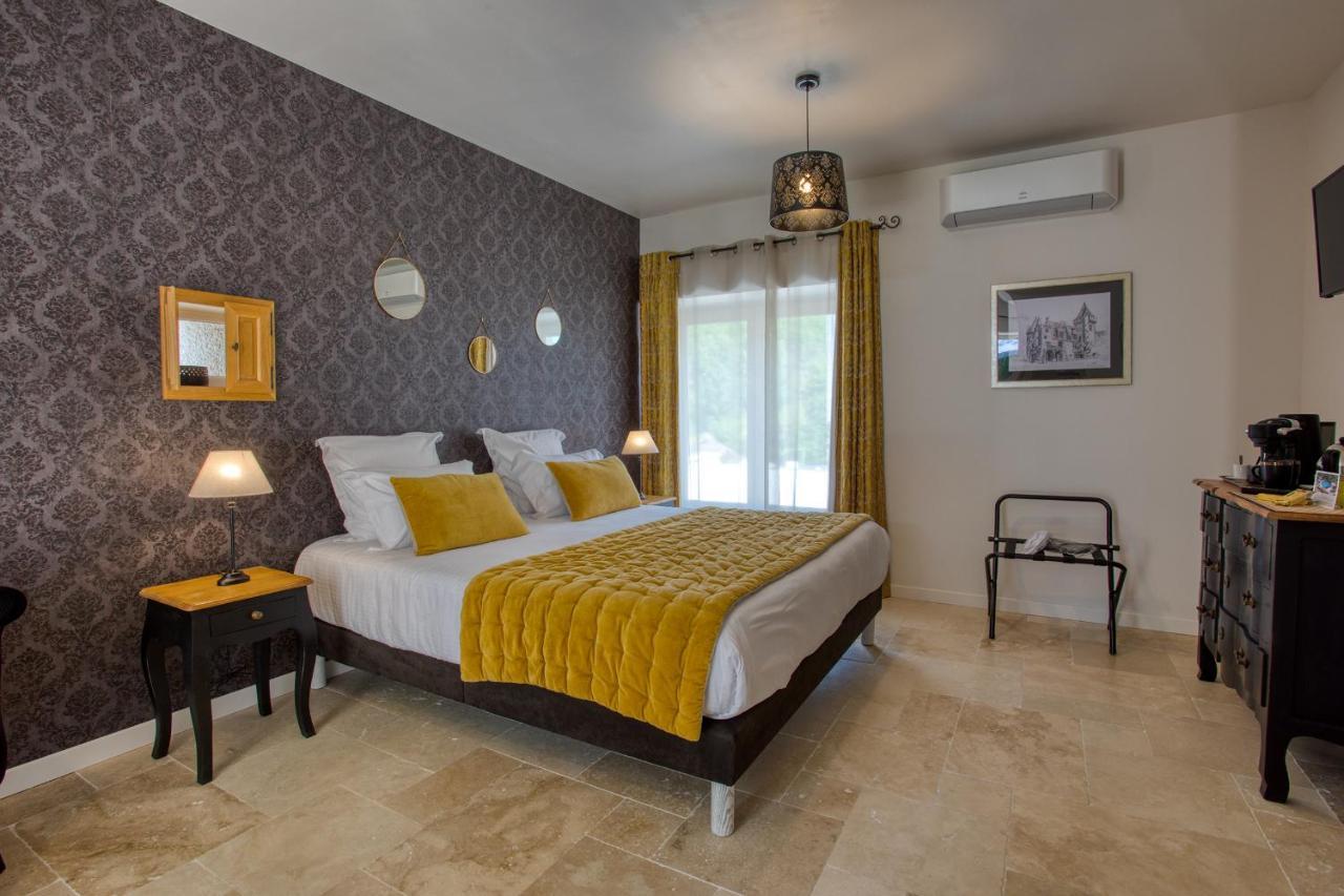 Domaine Des Pierres Blanches - Chambres D'Hotes Carlux Bagian luar foto
