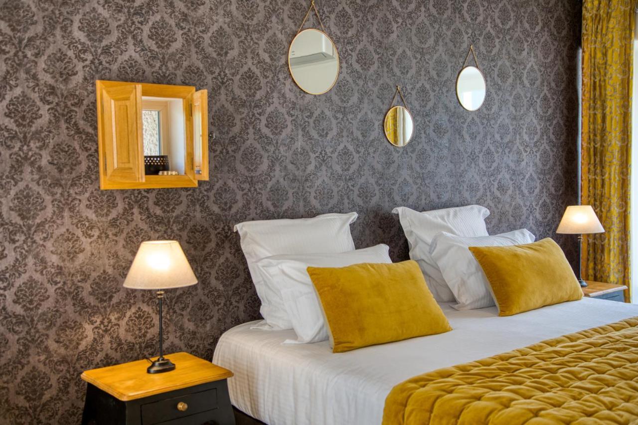 Domaine Des Pierres Blanches - Chambres D'Hotes Carlux Bagian luar foto