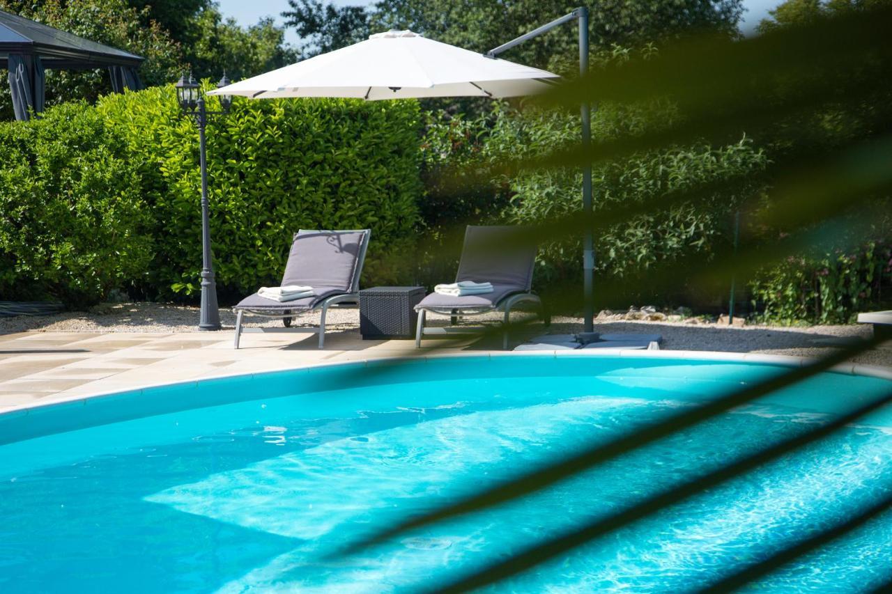 Domaine Des Pierres Blanches - Chambres D'Hotes Carlux Bagian luar foto