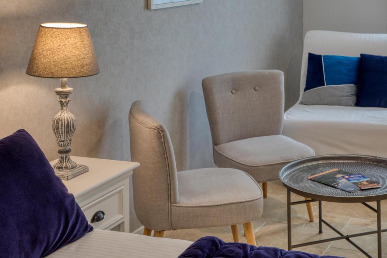 Domaine Des Pierres Blanches - Chambres D'Hotes Carlux Bagian luar foto